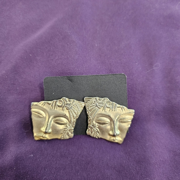 J J Jonette Gold Tone Earrings With A Face Design - Picture 1 of 6